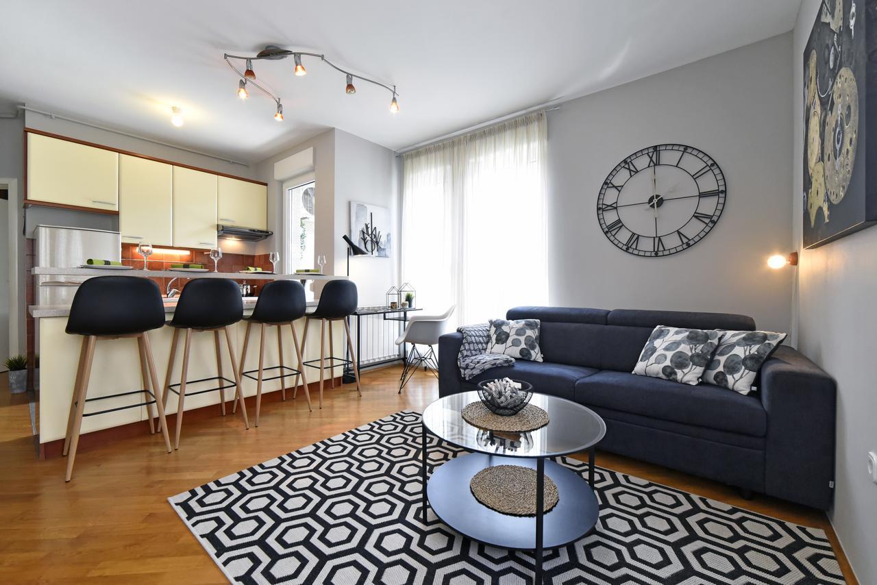 Old Clock Apartment Zagreb Luaran gambar