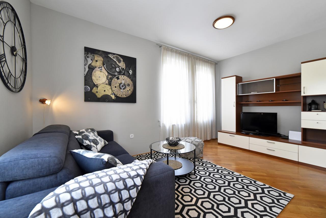 Old Clock Apartment Zagreb Luaran gambar