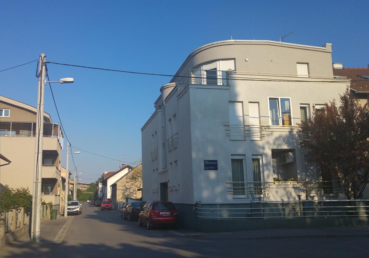Old Clock Apartment Zagreb Luaran gambar